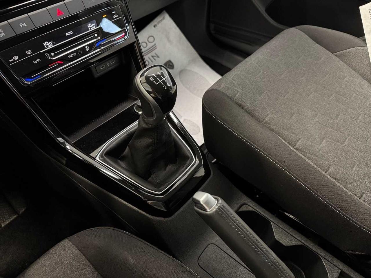 Volkswagen Volkswagen T-Cross usata, con 5 sedili