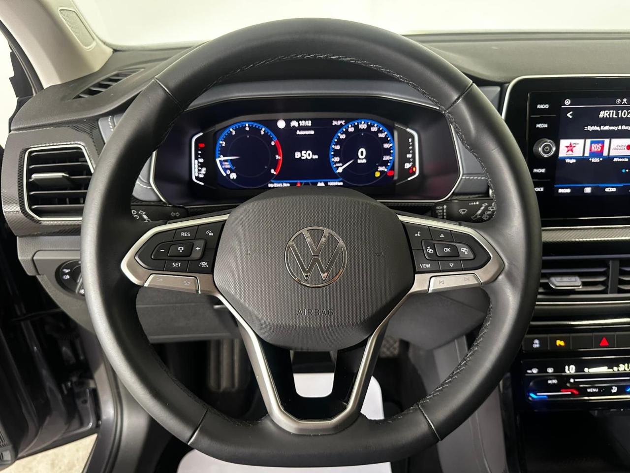 Volkswagen Volkswagen T-Cross usata 4
