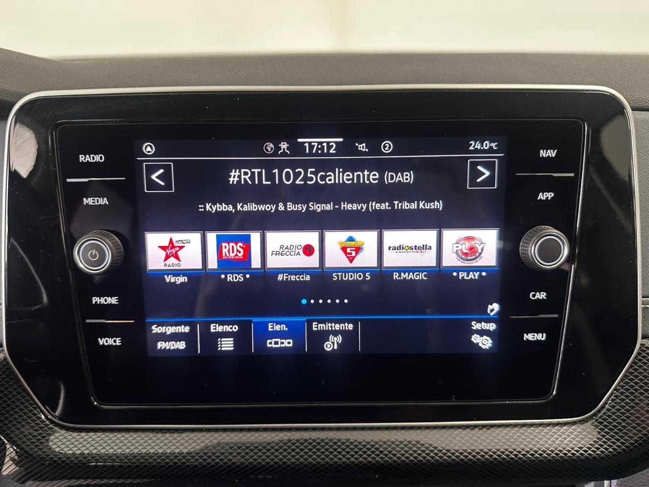 Volkswagen Volkswagen T-Cross usata 5