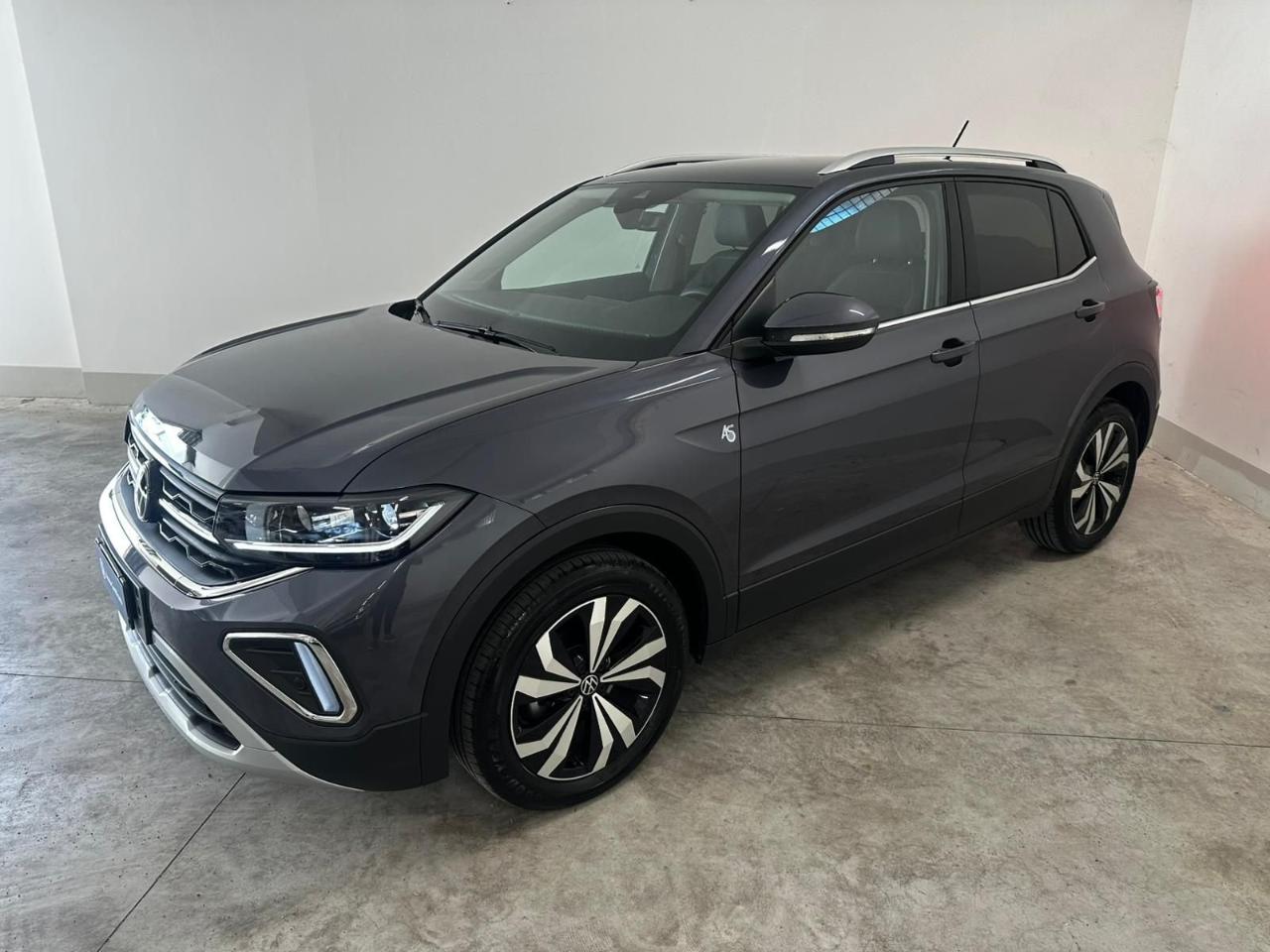 Volkswagen Volkswagen T-Cross usata 9