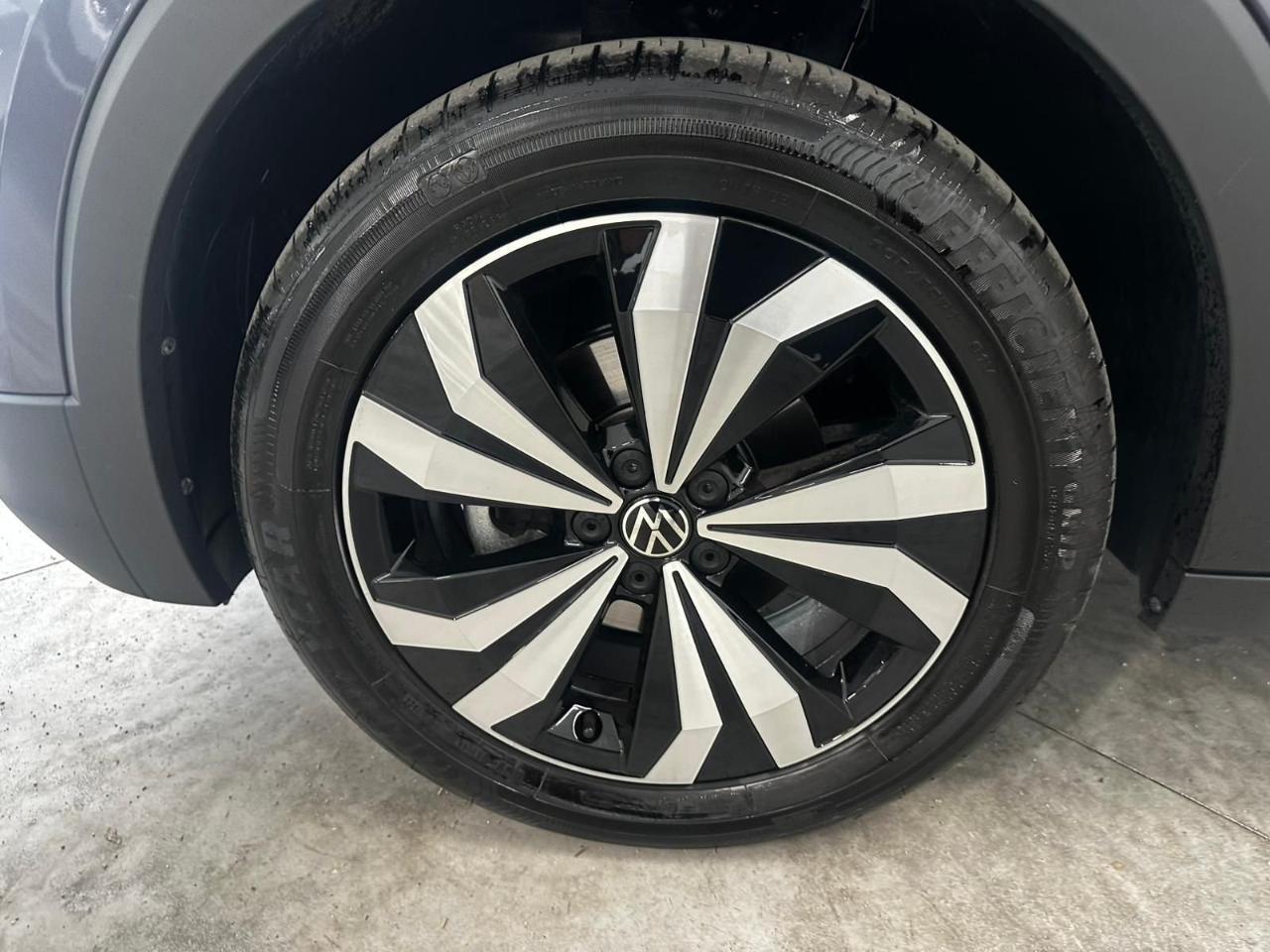 Volkswagen Volkswagen T-Cross usata 13