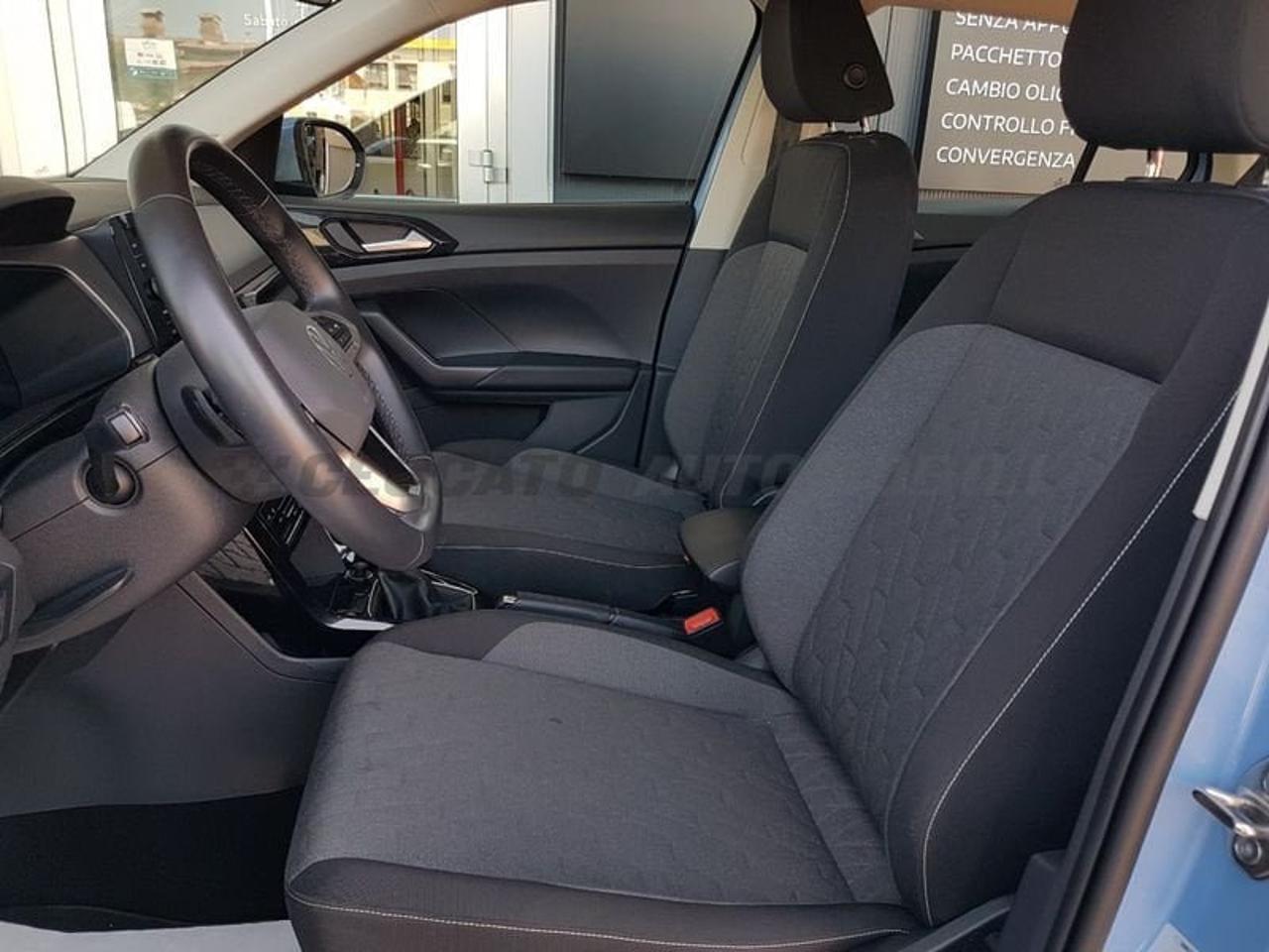 Volkswagen Volkswagen T-Cross usata 3