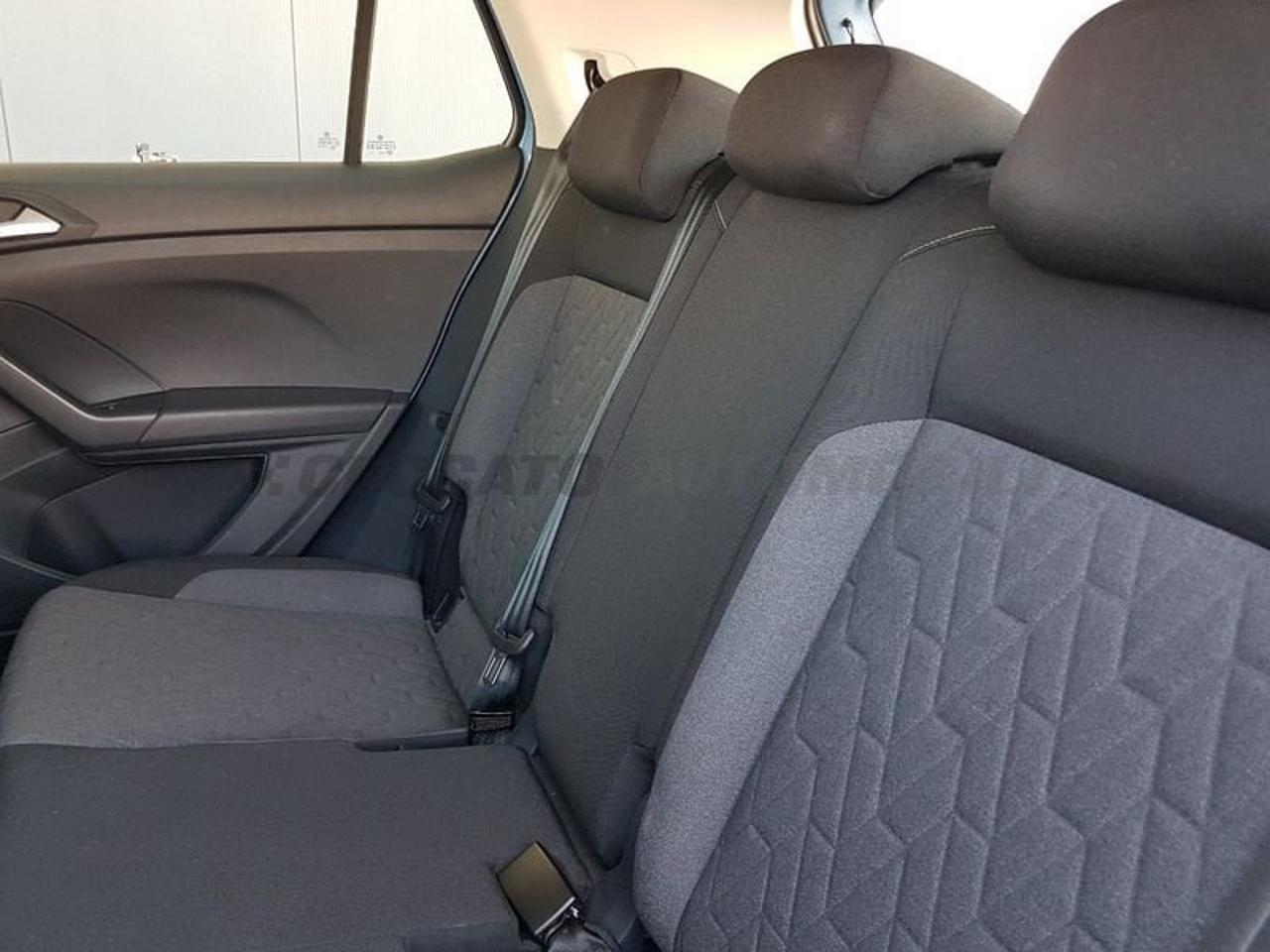 Volkswagen Volkswagen T-Cross usata 5