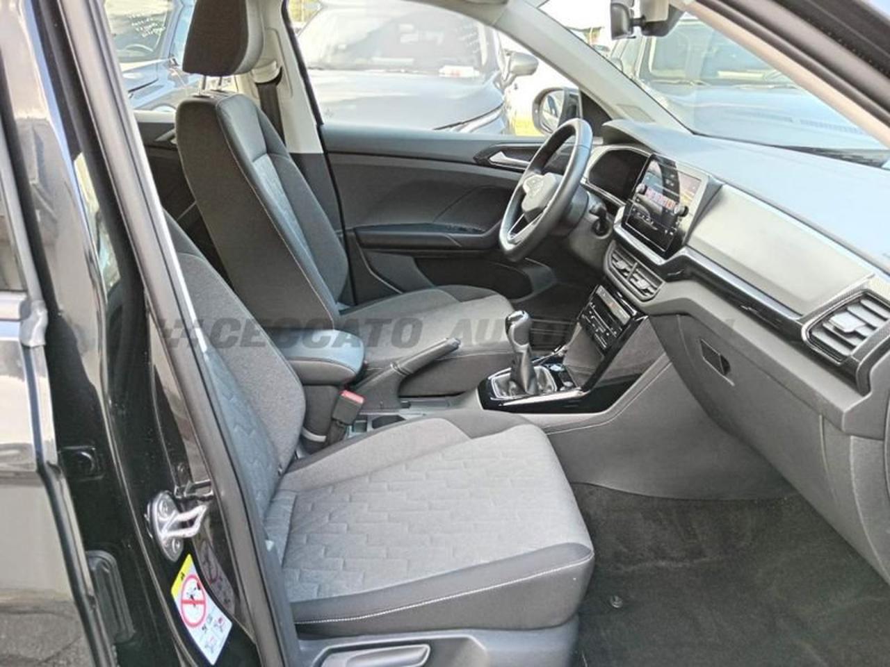 Volkswagen Volkswagen T-Cross usata 16