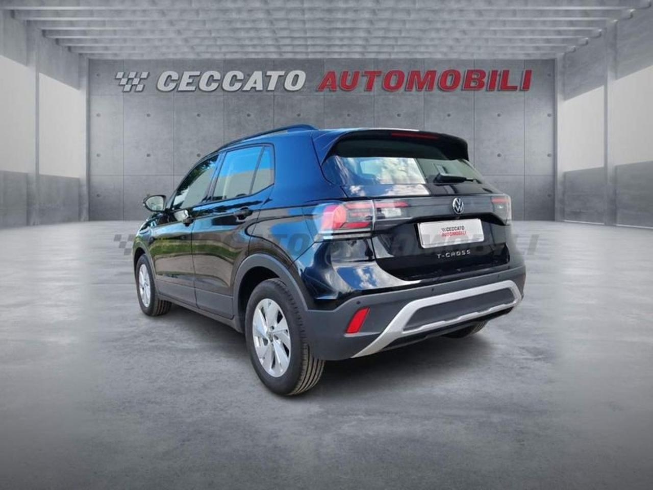 Volkswagen Volkswagen T-Cross usata 17