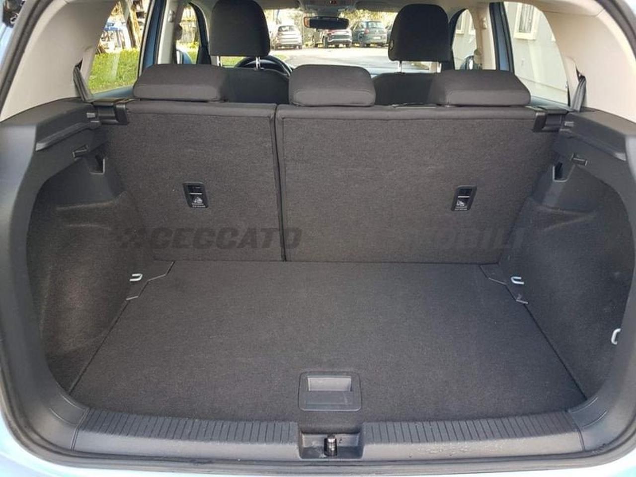 Volkswagen Volkswagen T-Cross usata, con Isofix