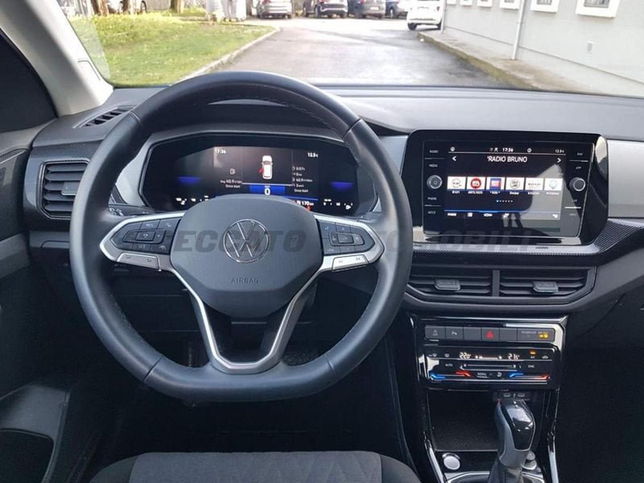 Volkswagen Volkswagen T-Cross usata 21