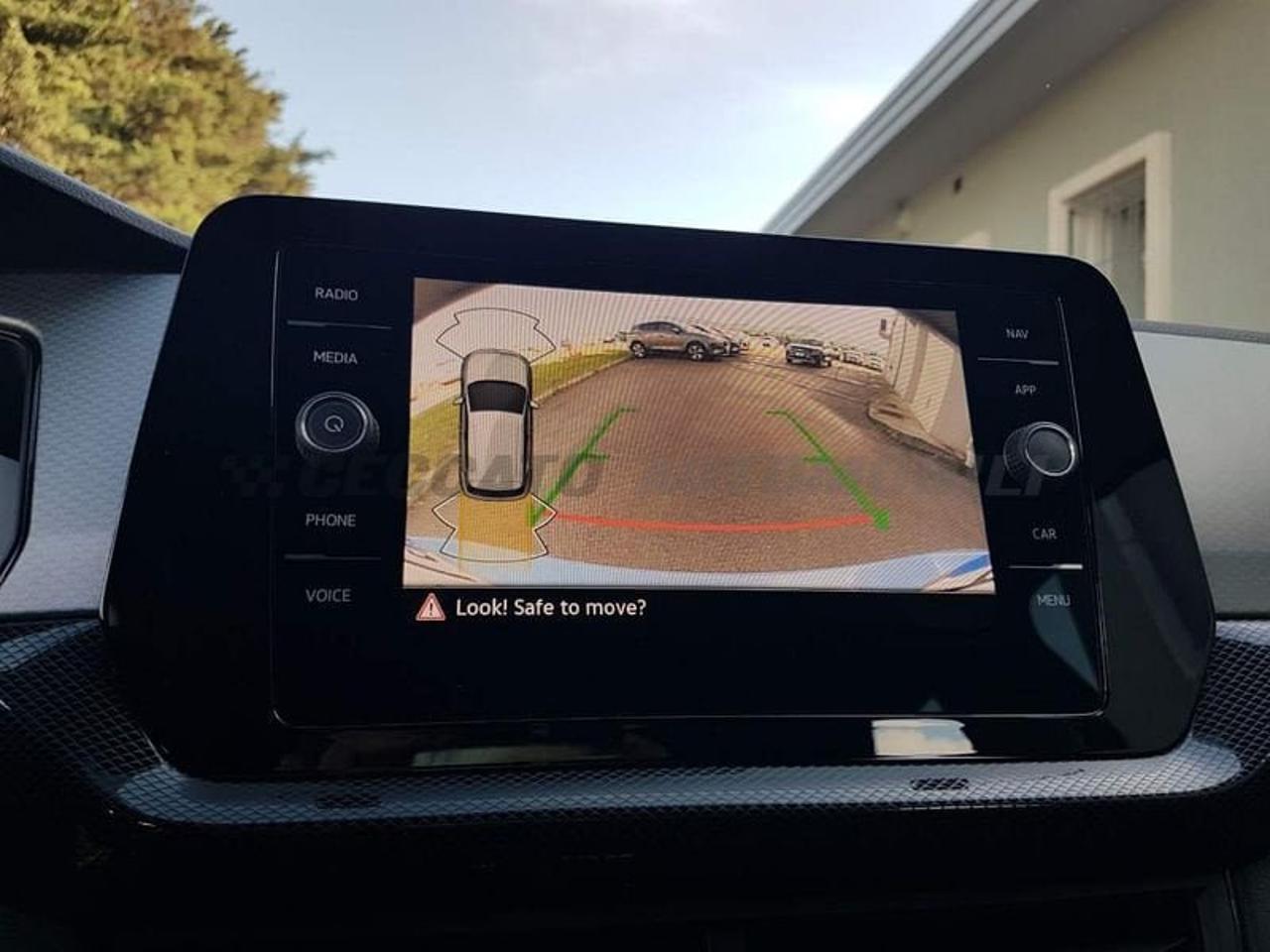 Volkswagen Volkswagen T-Cross usata 22