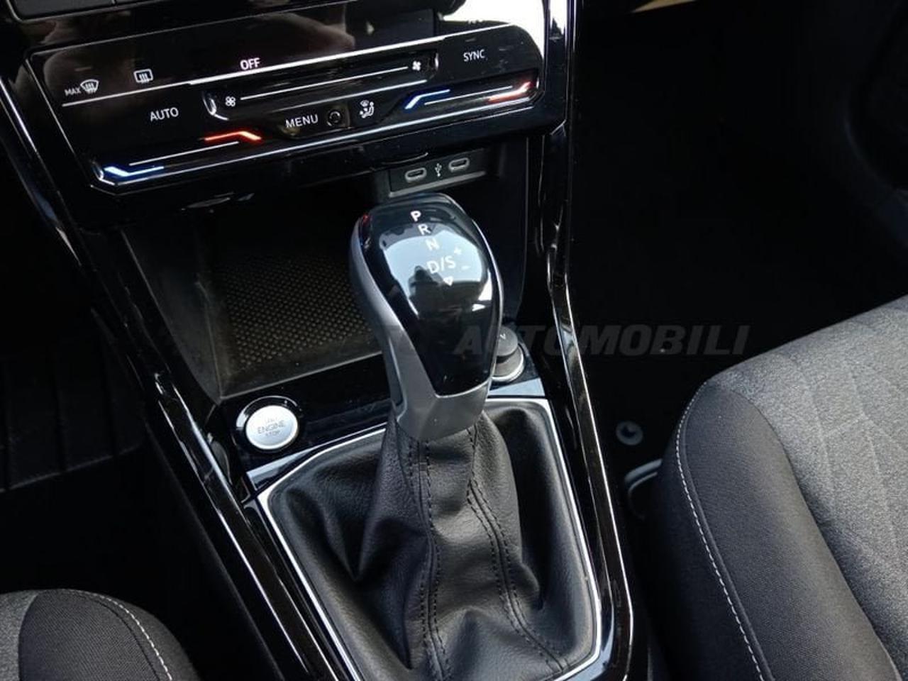 Volkswagen Volkswagen T-Cross usata, con Caricabatterie di bordo da 7,4 kW