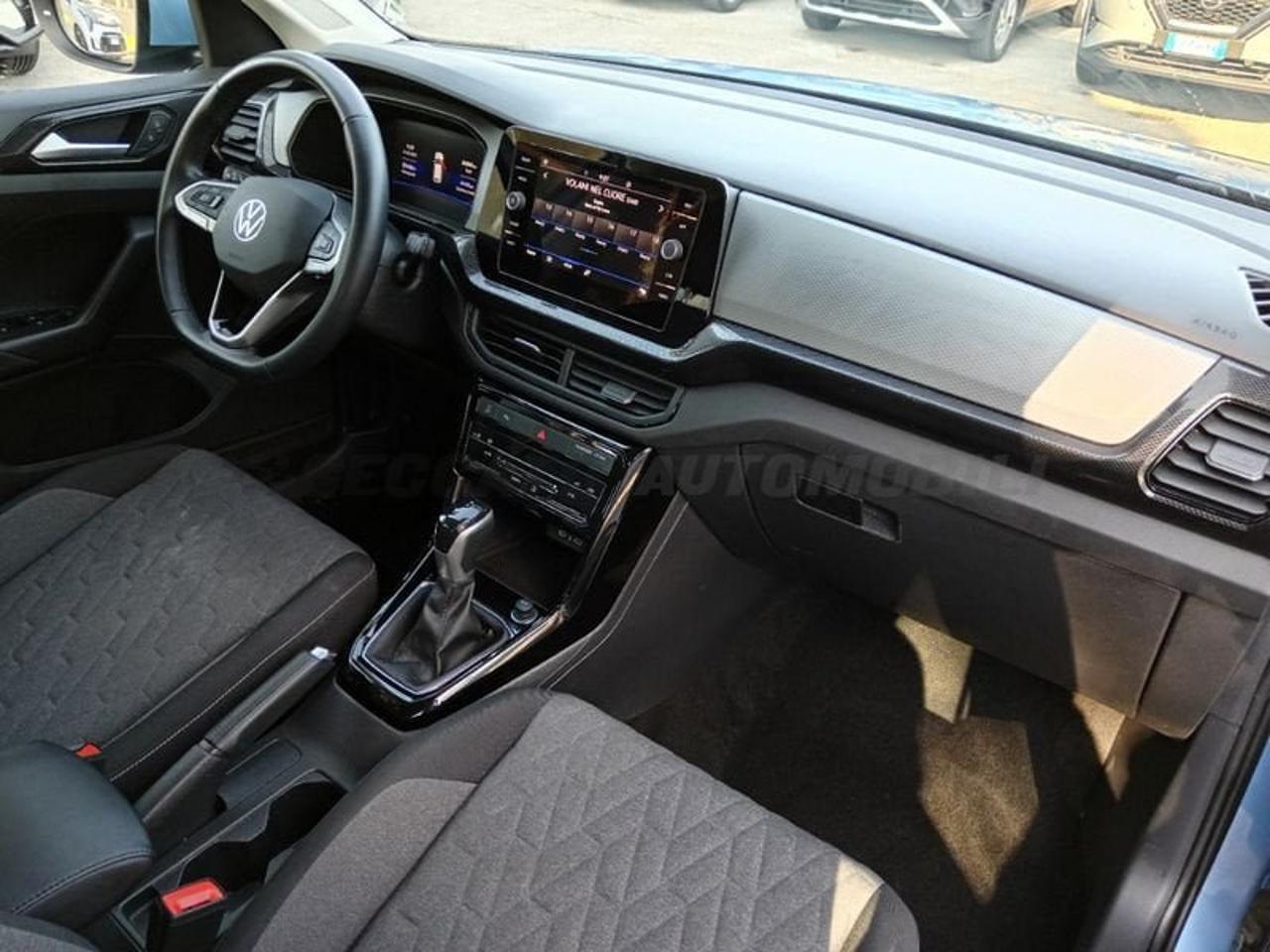 Volkswagen Volkswagen T-Cross usata 21