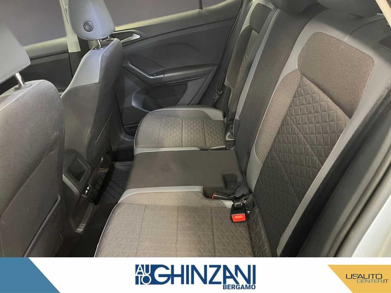 Volkswagen Volkswagen T-Cross usata, con Caricabatterie di bordo da 7,4 kW