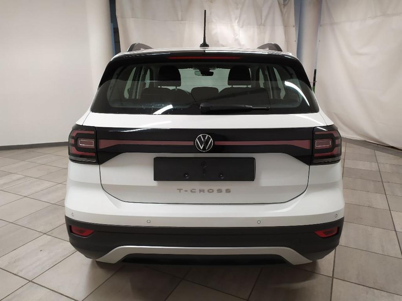 Volkswagen Volkswagen T-Cross usata 17