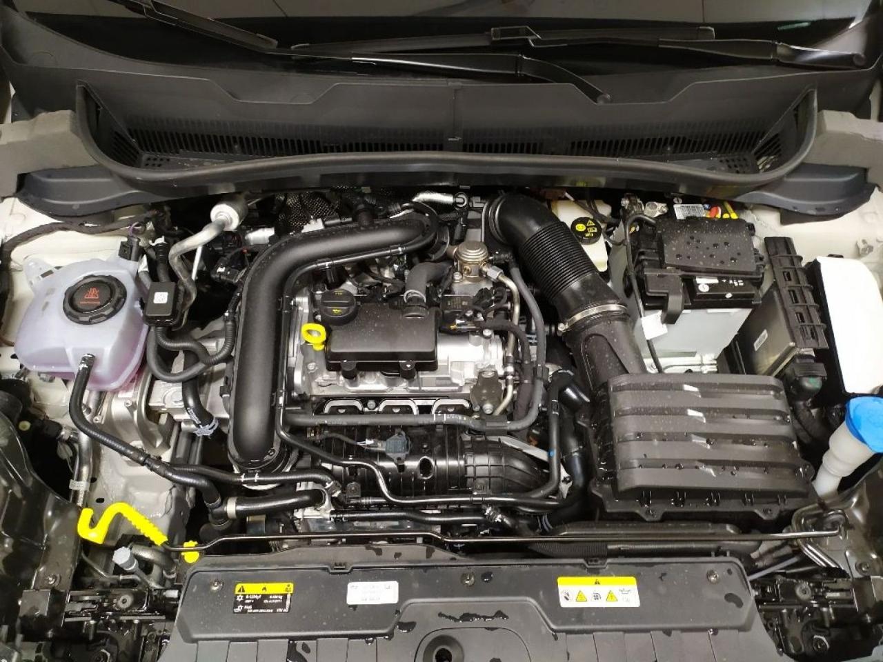 Volkswagen Volkswagen T-Cross usata 14