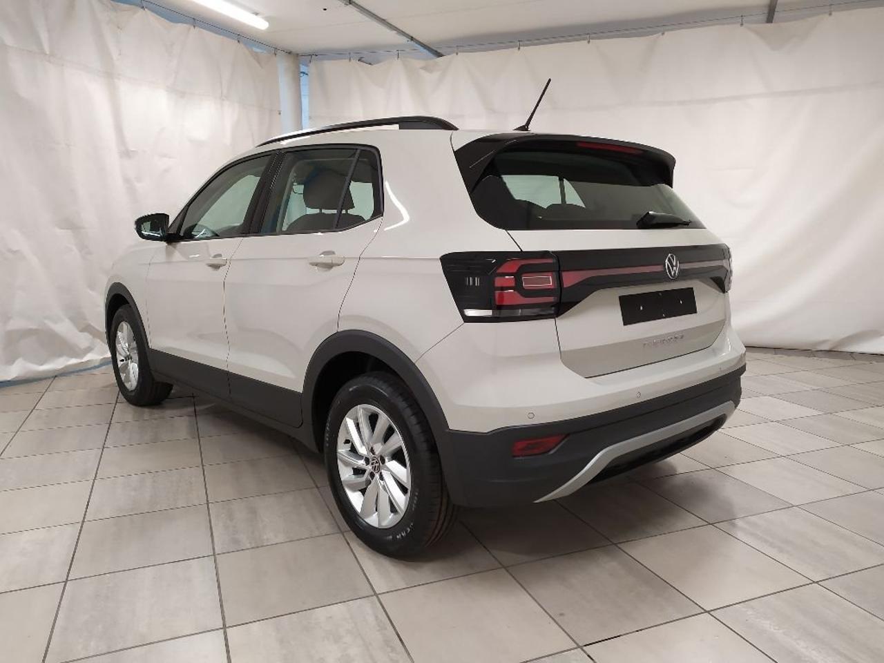 Volkswagen Volkswagen T-Cross usata 17