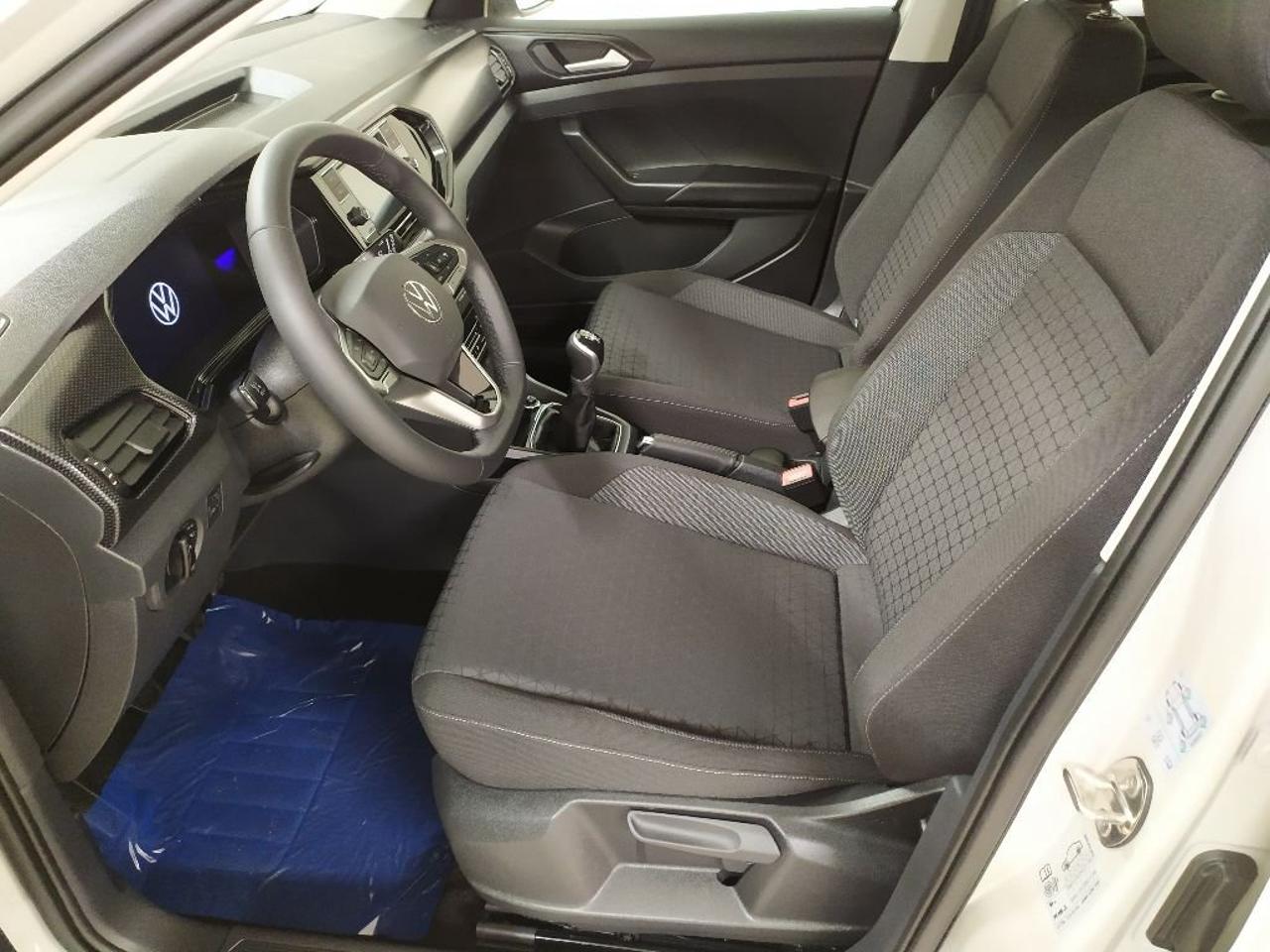 Volkswagen Volkswagen T-Cross usata 18