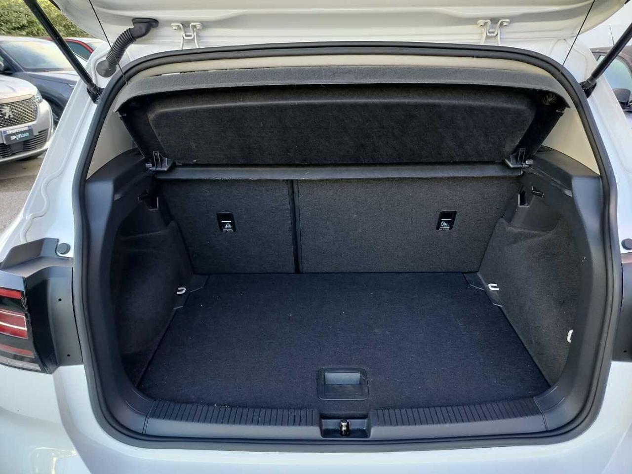 Volkswagen Volkswagen T-Cross usata, con Caricabatterie di bordo da 11 kW