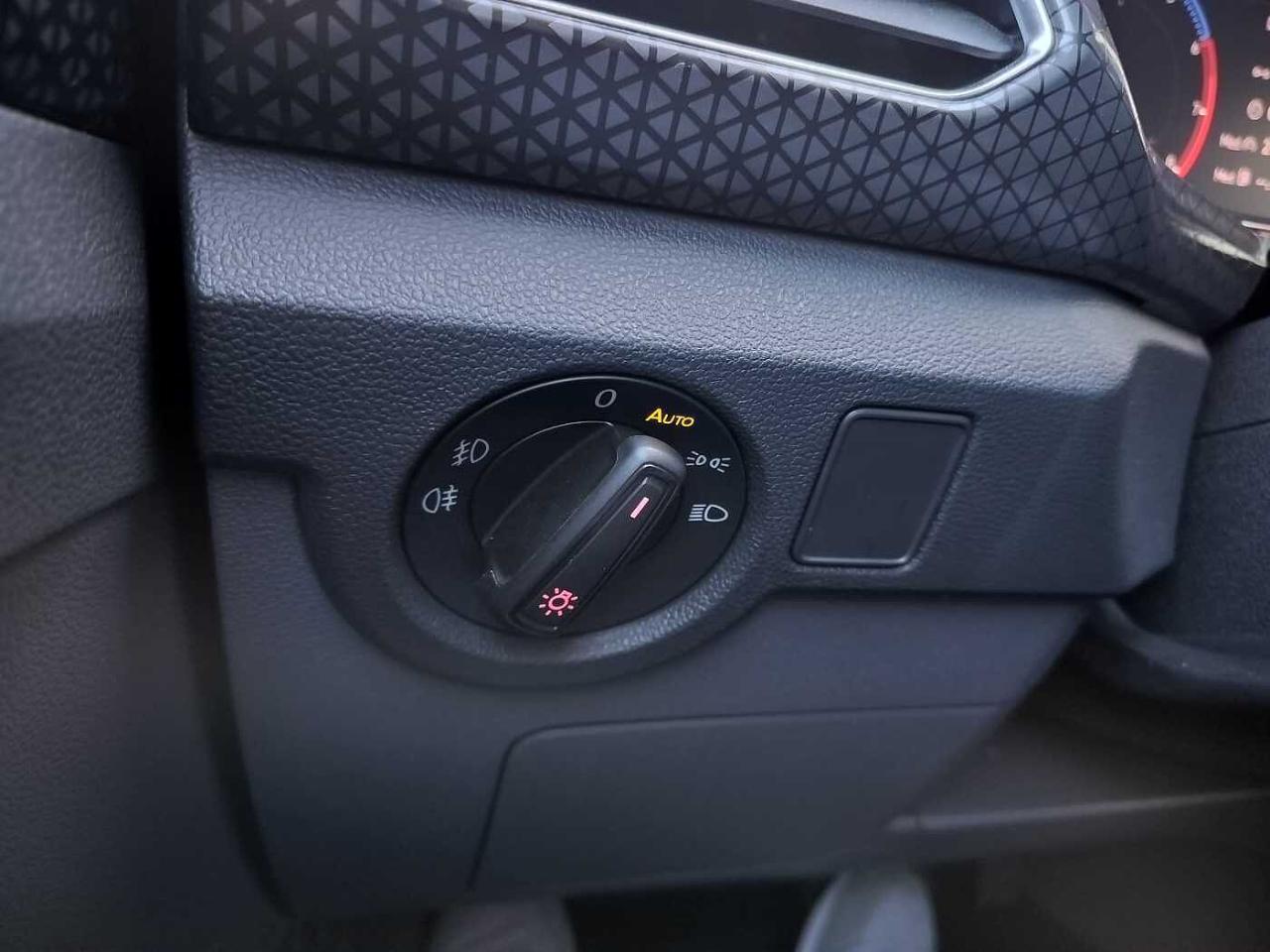 Volkswagen Volkswagen T-Cross usata, con Mirror Screen