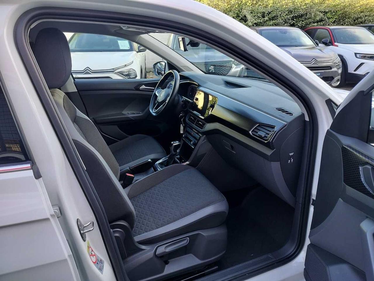 Volkswagen Volkswagen T-Cross usata 19