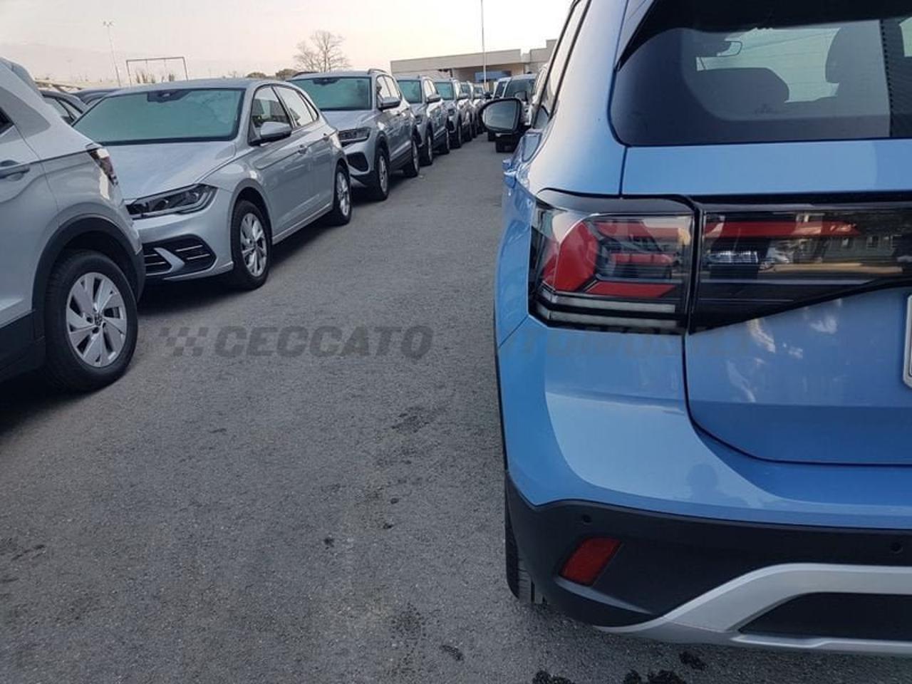 Volkswagen Volkswagen T-Cross usata 23