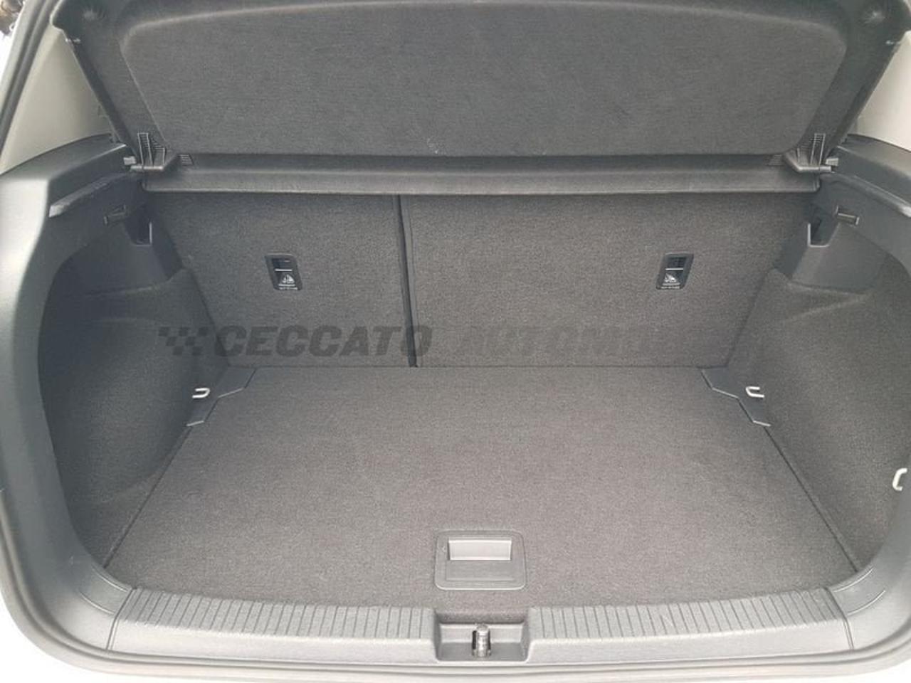 Volkswagen Volkswagen T-Cross usata, con Isofix