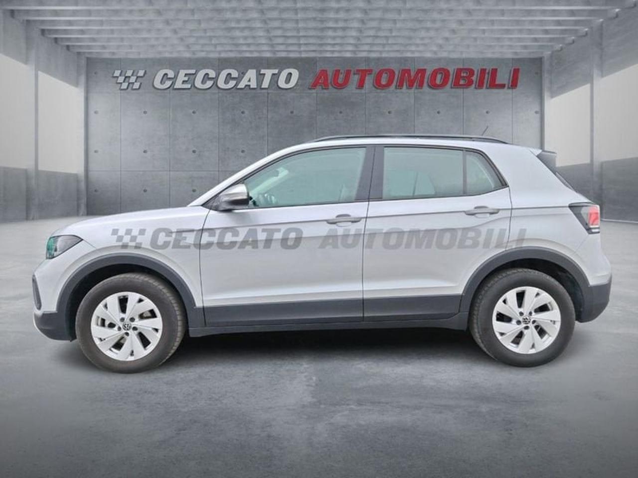 Volkswagen Volkswagen T-Cross usata, con Tetto Panoramico