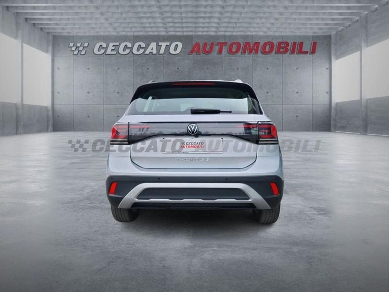 Volkswagen Volkswagen T-Cross usata 18