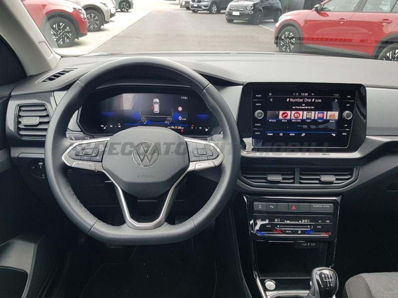 Volkswagen Volkswagen T-Cross usata 21