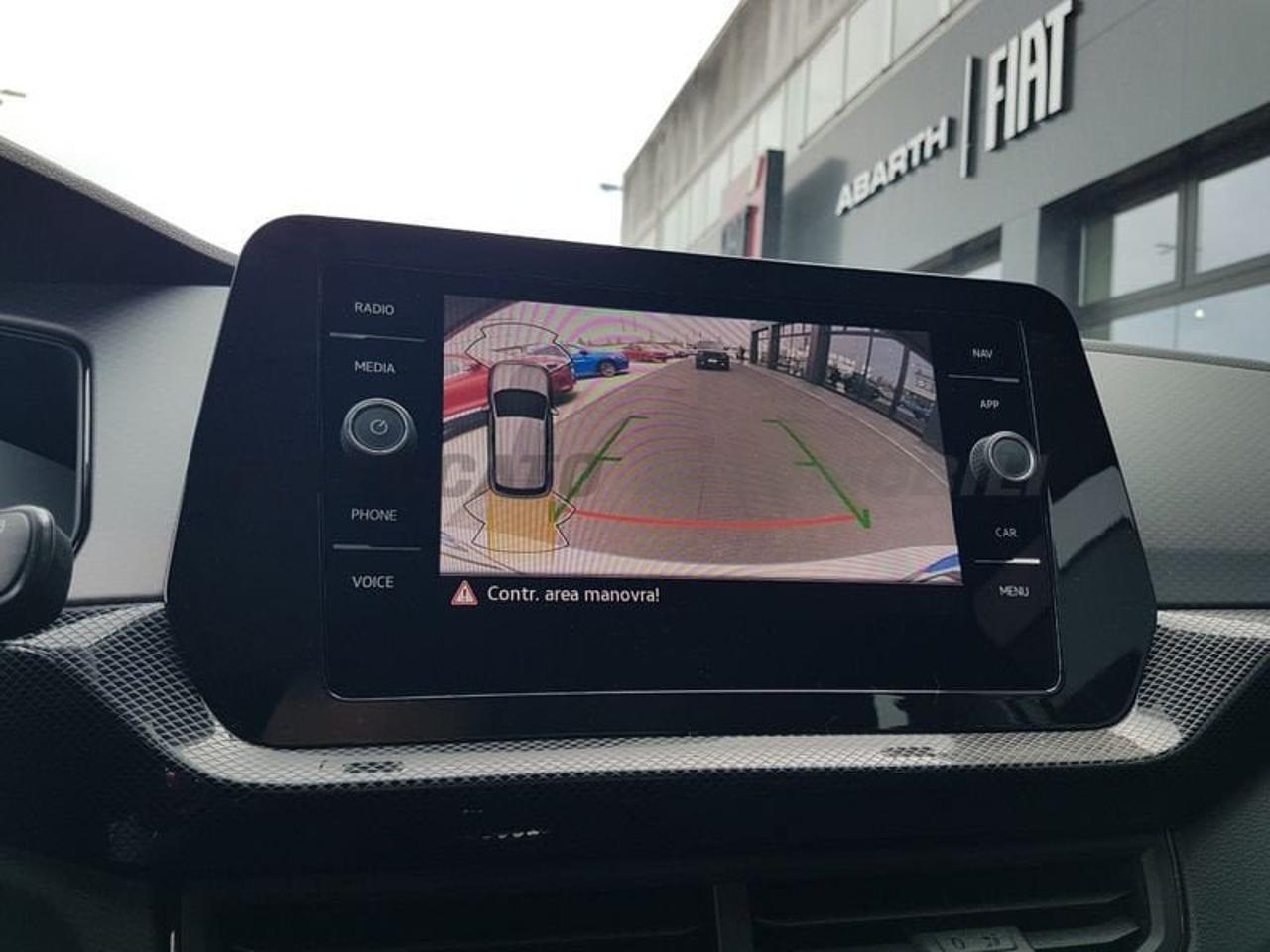 Volkswagen Volkswagen T-Cross usata 22