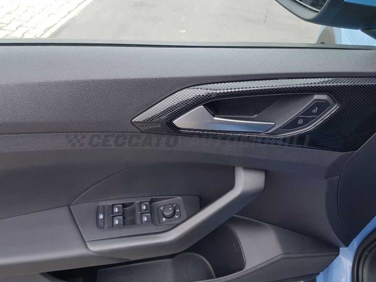 Volkswagen Volkswagen T-Cross usata, con GPS