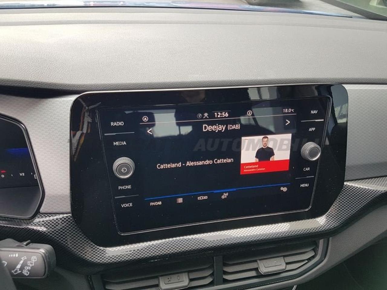 Volkswagen Volkswagen T-Cross usata 24