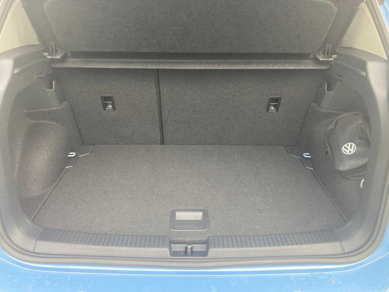 Volkswagen Volkswagen T-Cross usata, con Caricabatterie di bordo da 11 kW