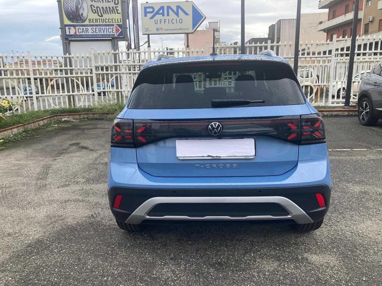 Volkswagen Volkswagen T-Cross usata 18