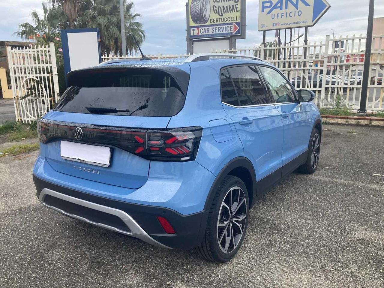 Volkswagen Volkswagen T-Cross usata 19