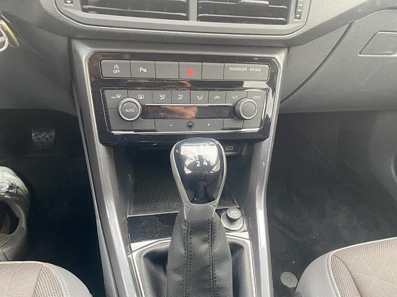 Volkswagen Volkswagen T-Cross usata, con Sistema Keyless