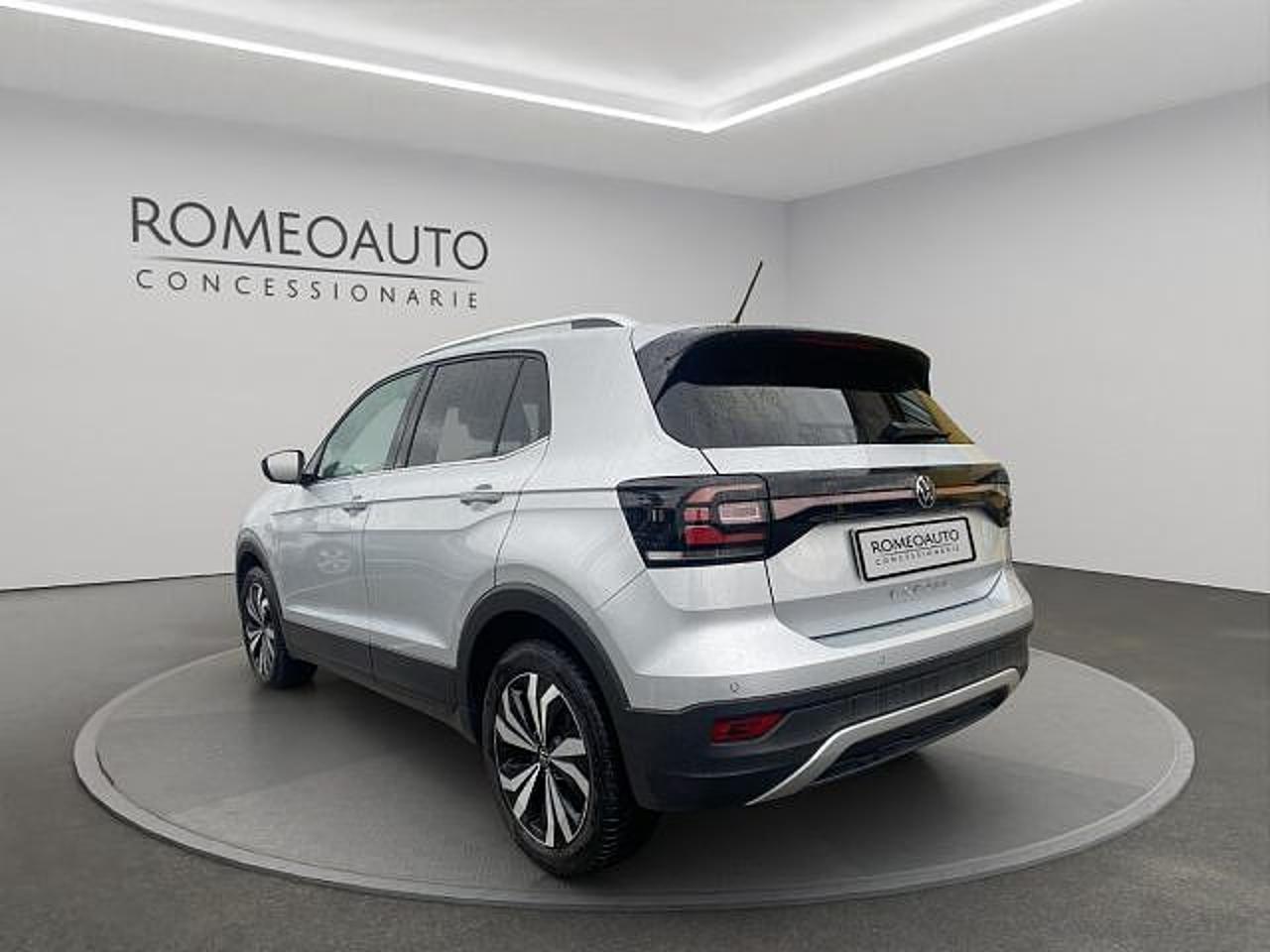 Volkswagen Volkswagen T-Cross usata 19
