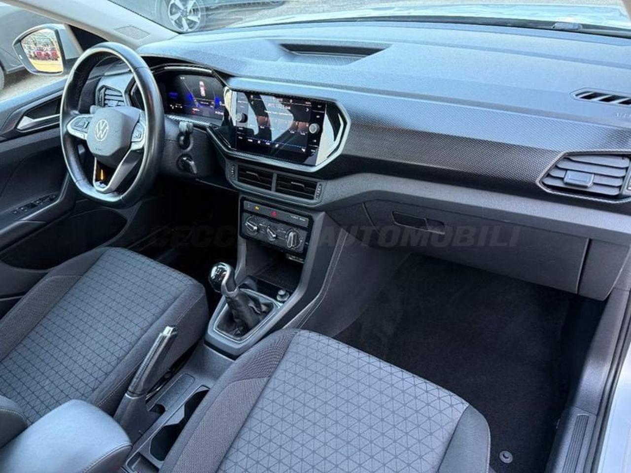 Volkswagen Volkswagen T-Cross usata 21