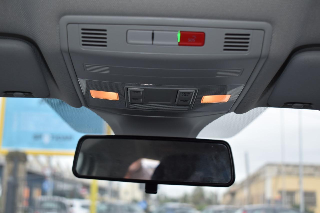 Volkswagen Volkswagen T-Cross usata 8