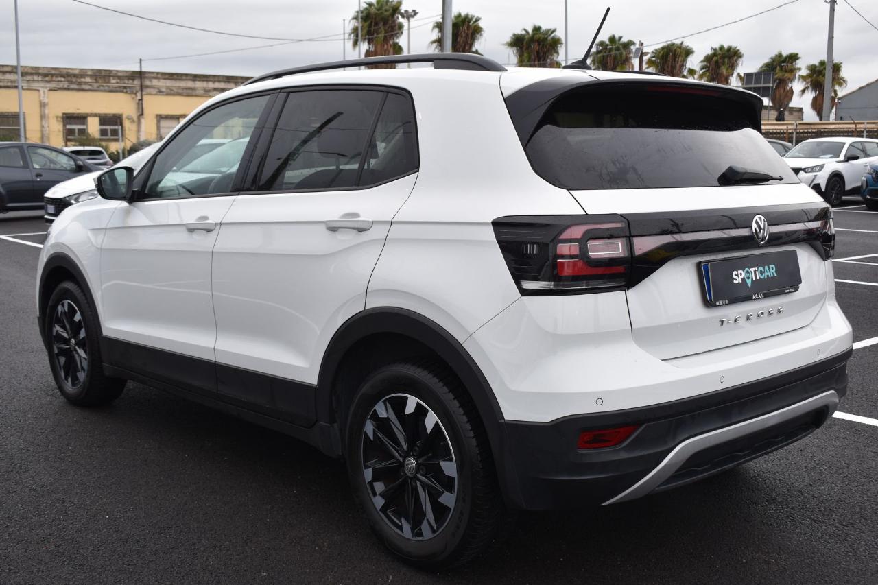 Volkswagen Volkswagen T-Cross usata 18