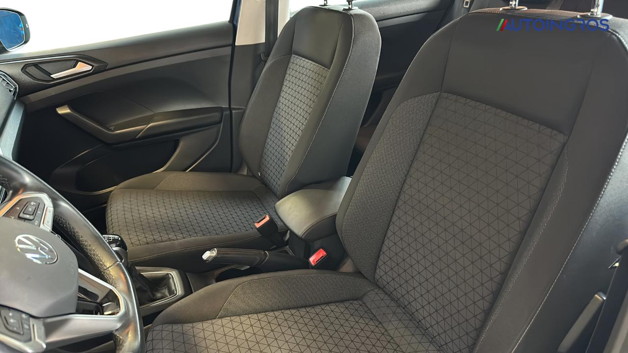 Volkswagen Volkswagen T-Cross usata 3