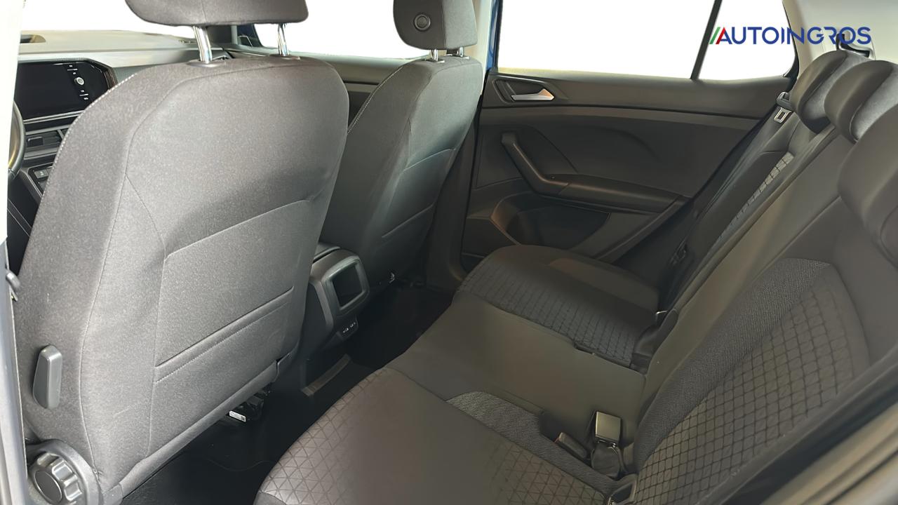 Volkswagen Volkswagen T-Cross usata 4