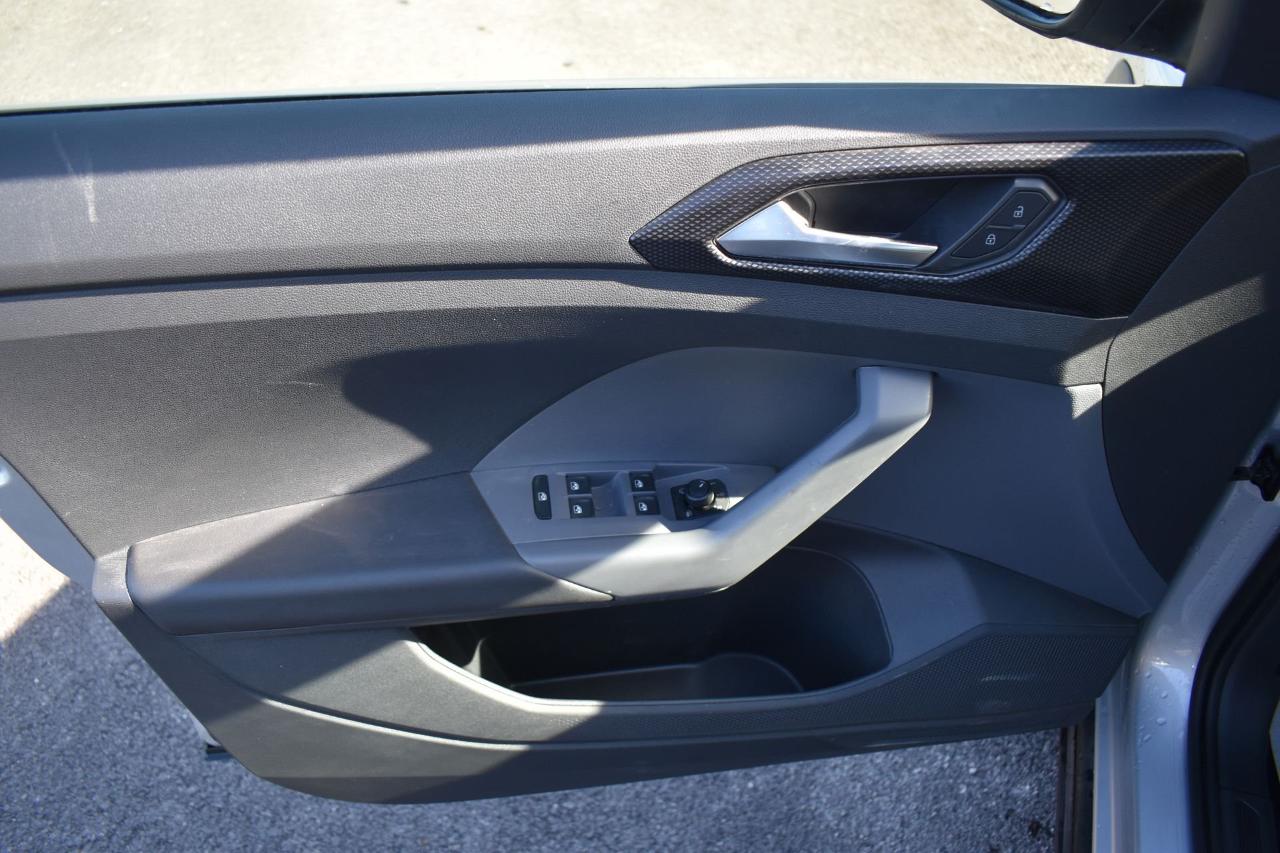 Volkswagen Volkswagen T-Cross usata 21