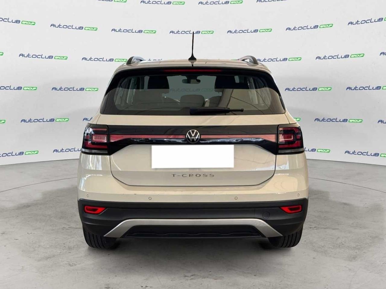 Volkswagen Volkswagen T-Cross usata 19