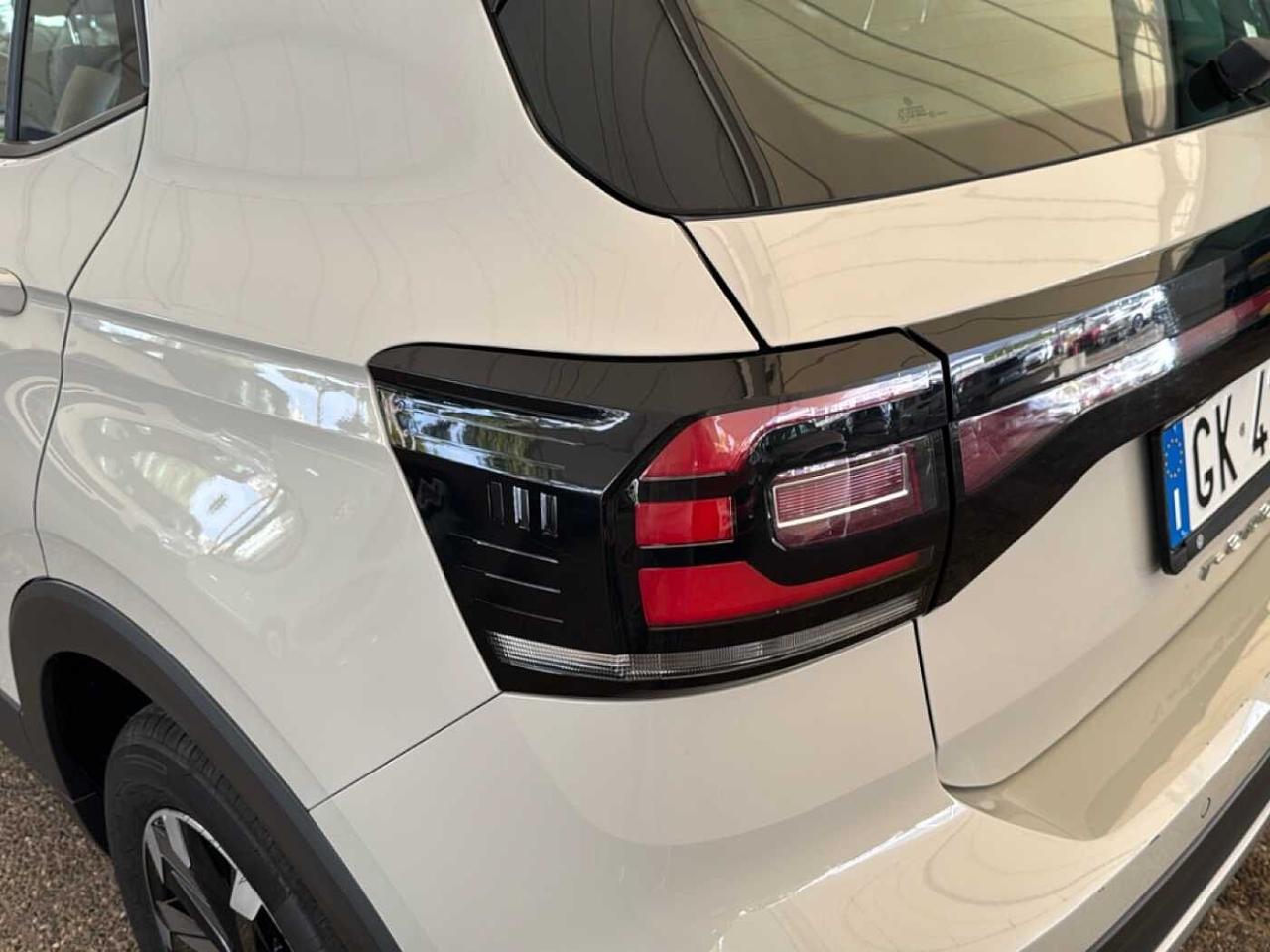 Volkswagen Volkswagen T-Cross usata 21