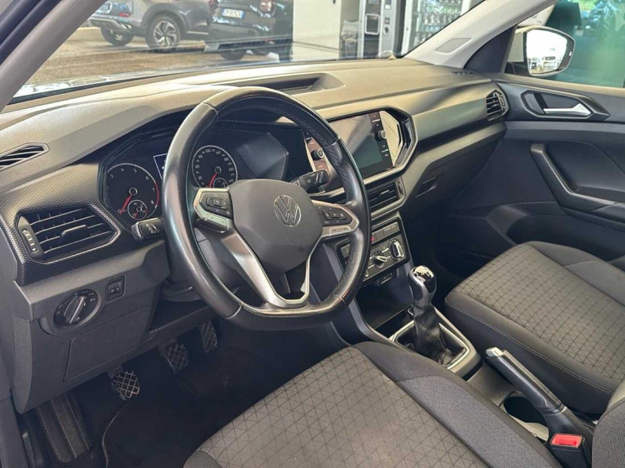 Volkswagen Volkswagen T-Cross usata 23