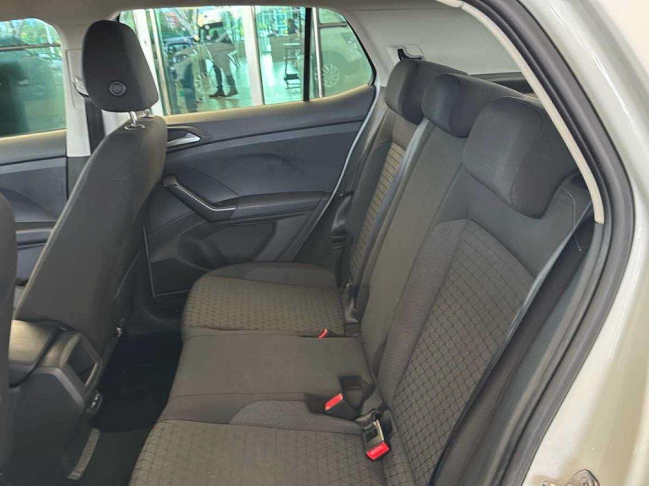 Volkswagen Volkswagen T-Cross usata 4