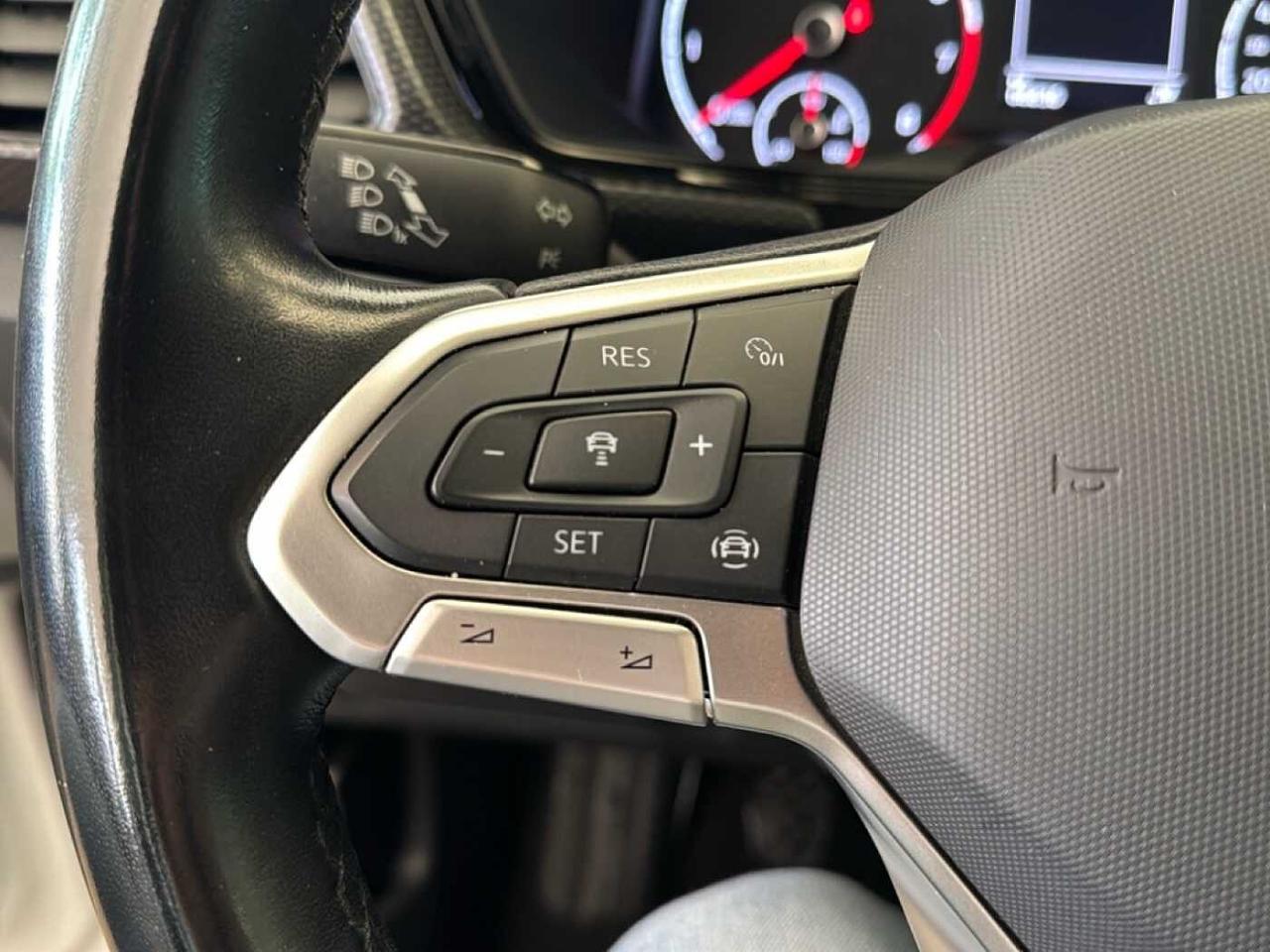 Volkswagen Volkswagen T-Cross usata 12