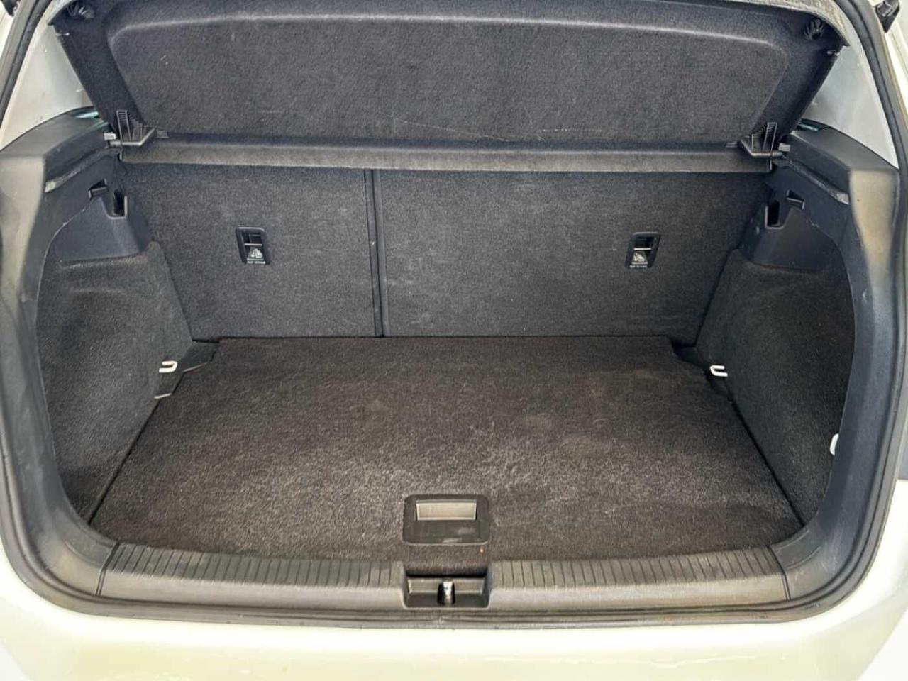 Volkswagen Volkswagen T-Cross usata 14