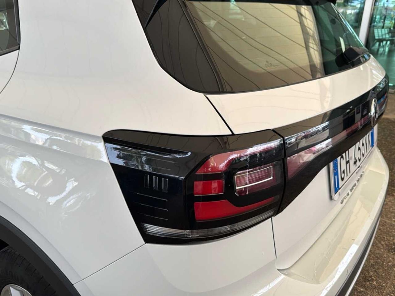 Volkswagen Volkswagen T-Cross usata 21