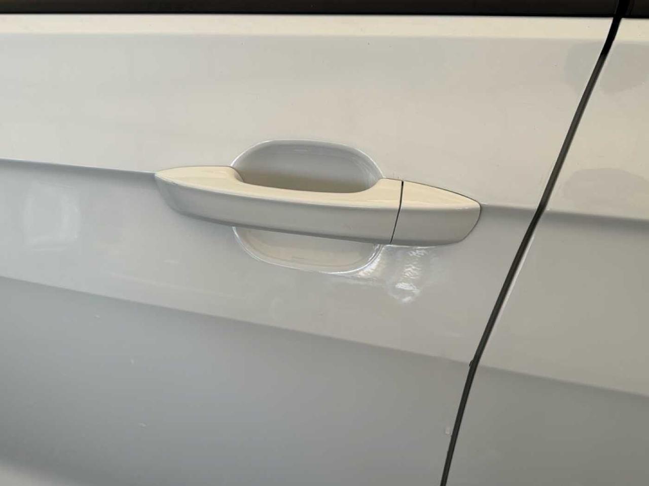 Volkswagen Volkswagen T-Cross usata 22