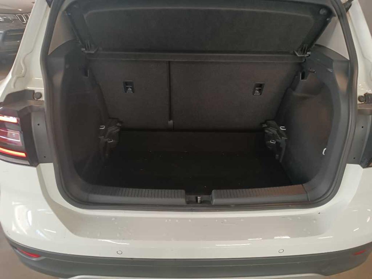 Volkswagen Volkswagen T-Cross usata 1